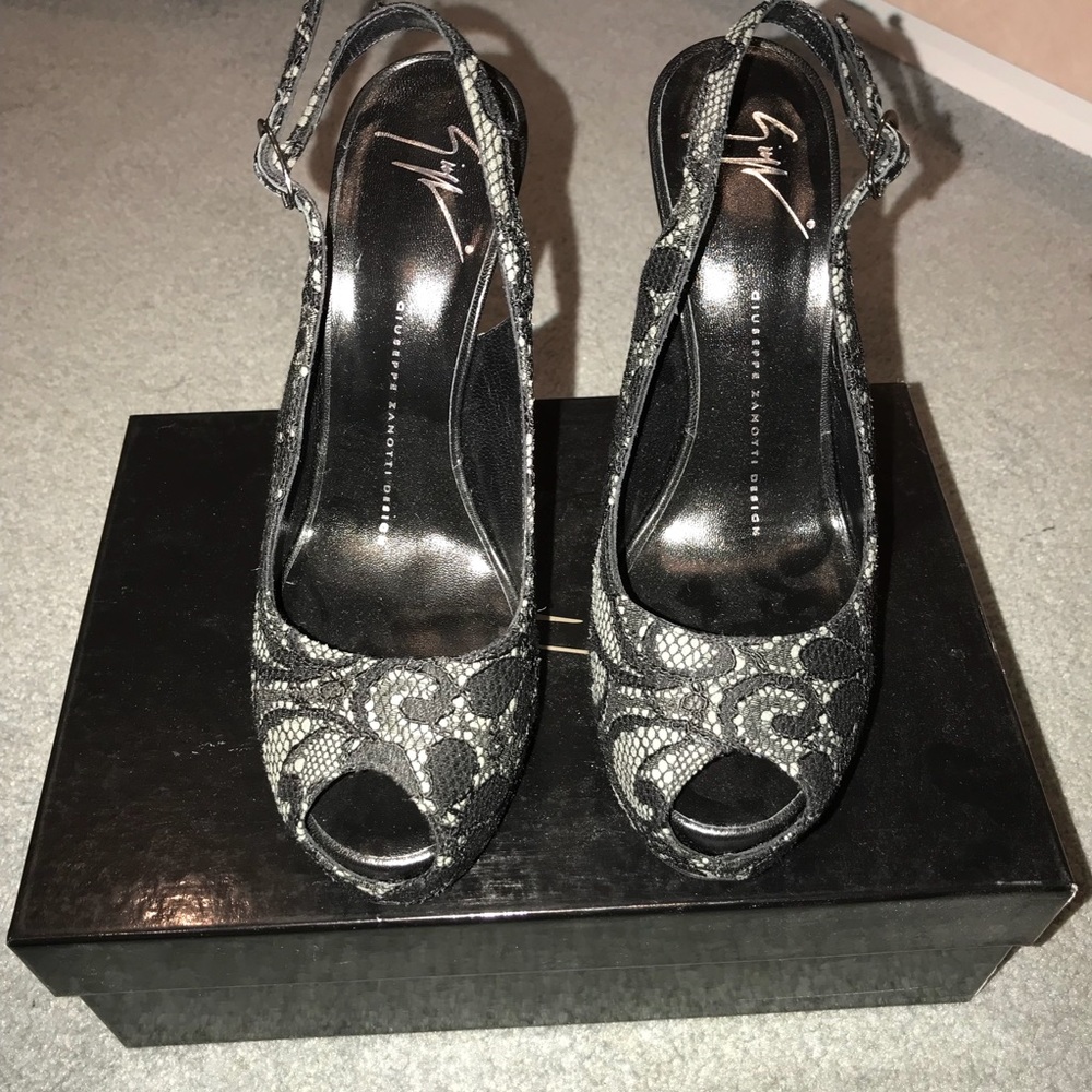 Giuseppe Zanotti Black Grey Lace Monro 105 Pumps